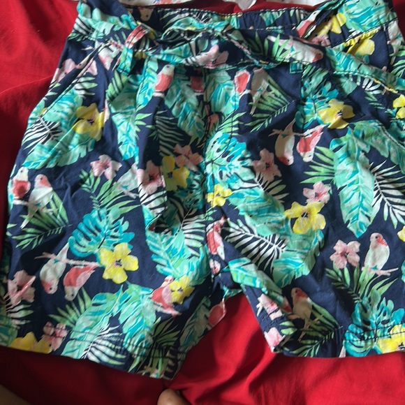 H&M shorts - Picture 2 of 5